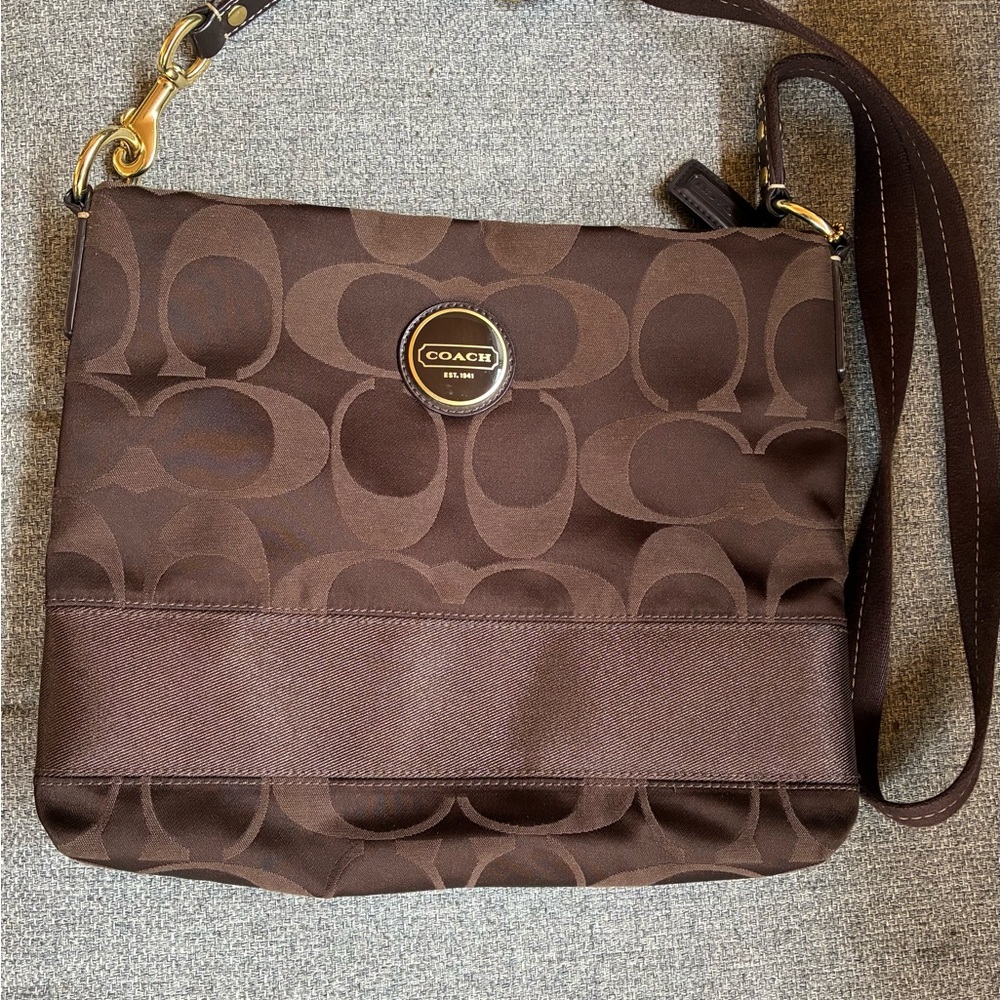 Coach Signature Chocolate Brown Crossbody Bag - Picture 2 of 7